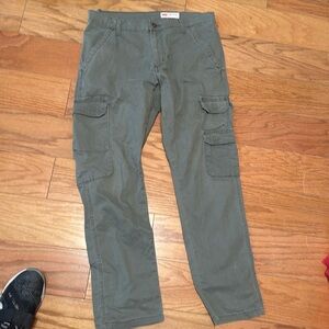 Wrangler regular taper pants